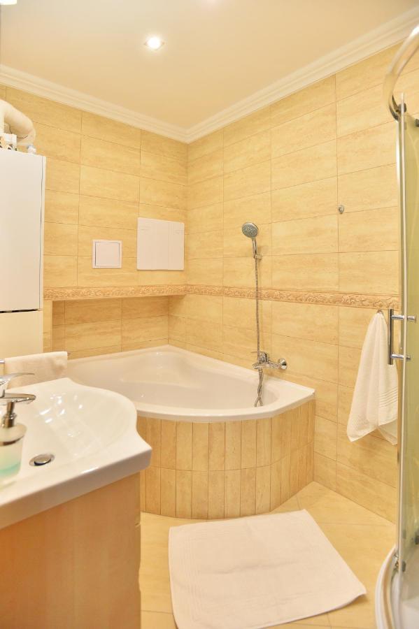 Egri Otthonom Vendeghaz Hotel Buitenkant foto